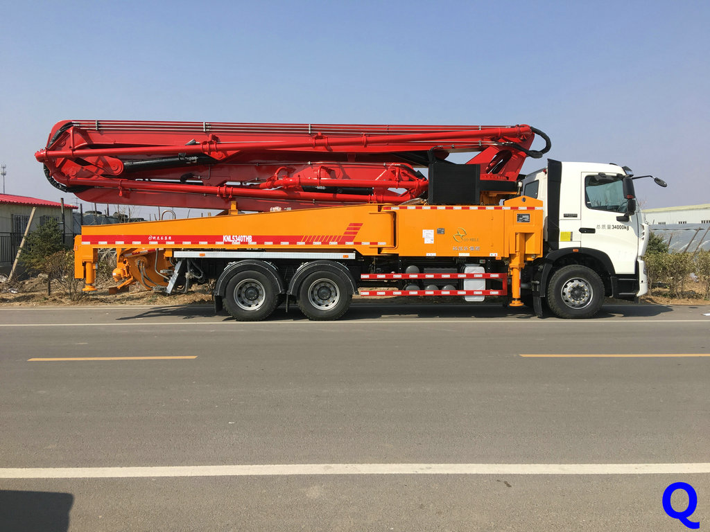小型混凝土泵車，小型泵車，天泵，混凝土泵車