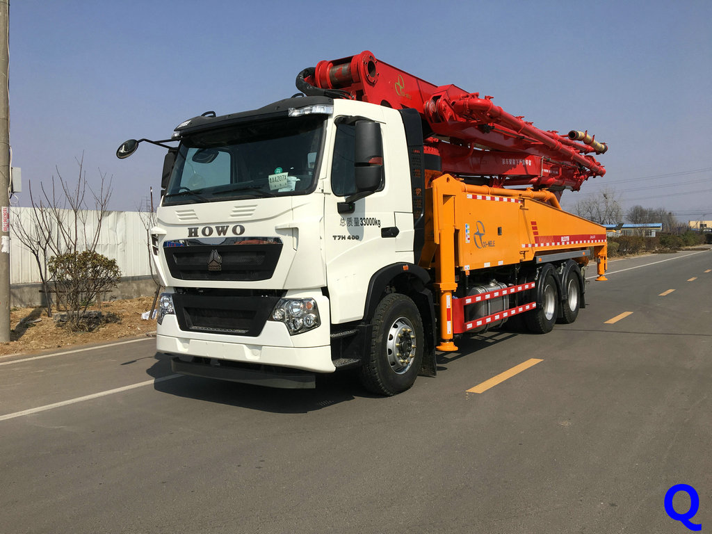 小型混凝土泵車，科尼樂天泵，小型泵車，混凝土泵車，泵車圖片
